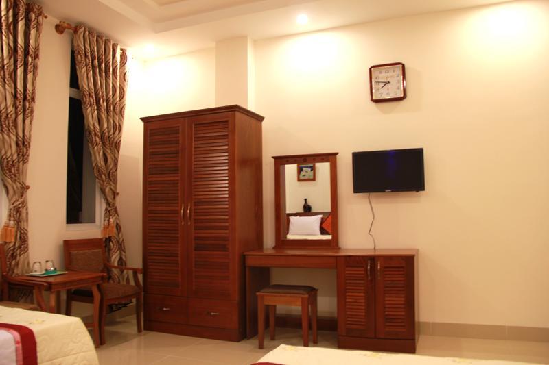 Tuyet Van Hotel Дананг Экстерьер фото